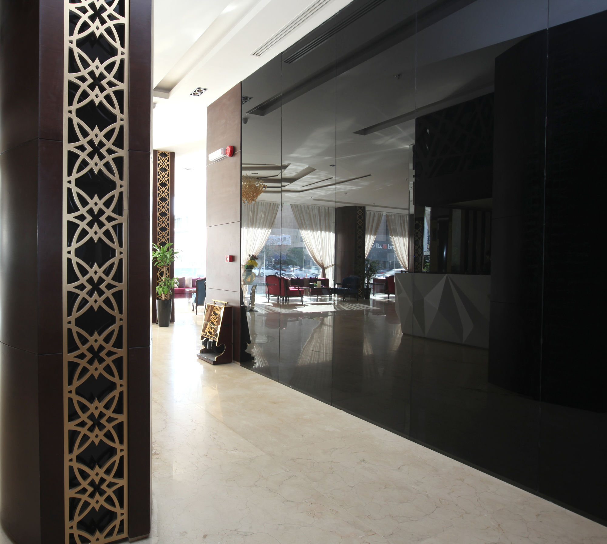 Al Muhaidb Al Olaya Suites Riade Exterior foto